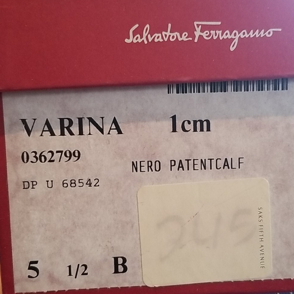 Salvatore Ferragamo Varina Black Patent Flats 5.5 - Picture 8 of 8